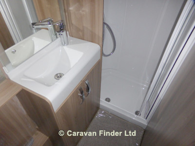 Swift Conqueror 645 2015 (Trade) image 