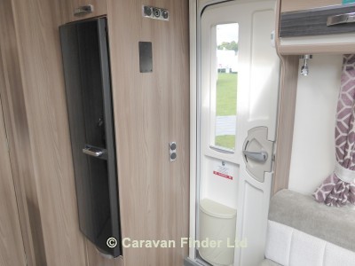 Swift Conqueror 560 2017 (Trade) image 