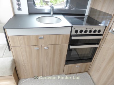 Swift Conqueror 560 2017 (Trade) image 
