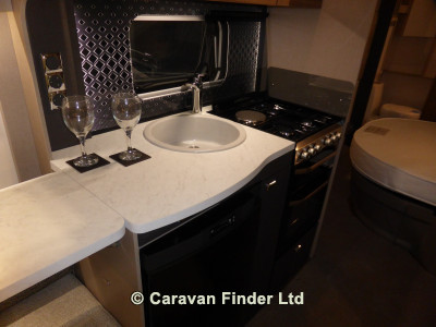 Swift Eccles 580 4b 2019 image