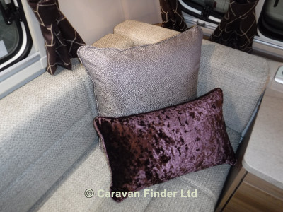 Swift Challenger 530 Lux Pack 4b 2020 image