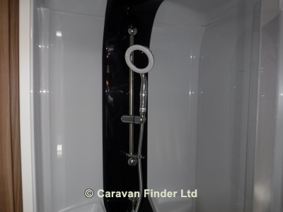 Swift Challenger X 835 Lux  Pack 4b 2020 image