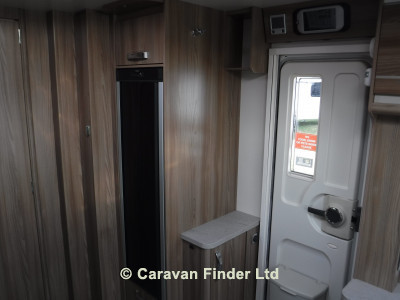 Swift Challenger X 850 Lux  Pack 4b 2020 image