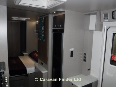 Swift Eccles 645 Lux Pack 4b 2020 image