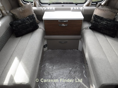 Swift Eccles X 865 Lux Pack 4b 2020 image