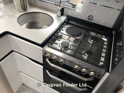 Swift Elegance Grande 780 2024 (Trade) image coming soon