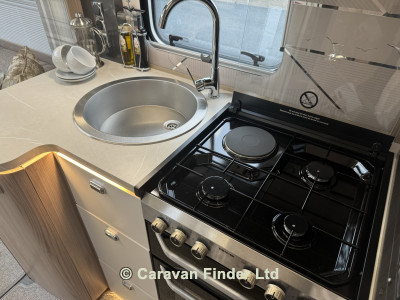 Swift Challenger 650 Grande L 2025 (Trade) image coming soon