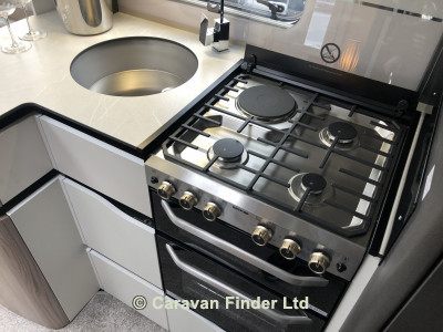 Swift Elegance Grande 835 2025 (Trade) image coming soon