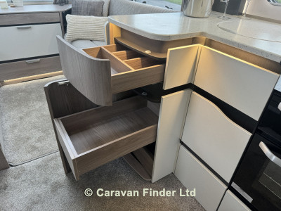 Swift Elegance Grande 845 2025 (Trade) image coming soon