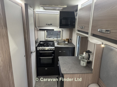 Swift Challenger 390 2027 (Trade) image 
