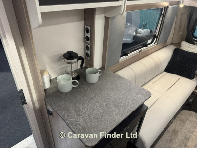 Swift Challenger 390 2027 (Trade) image 